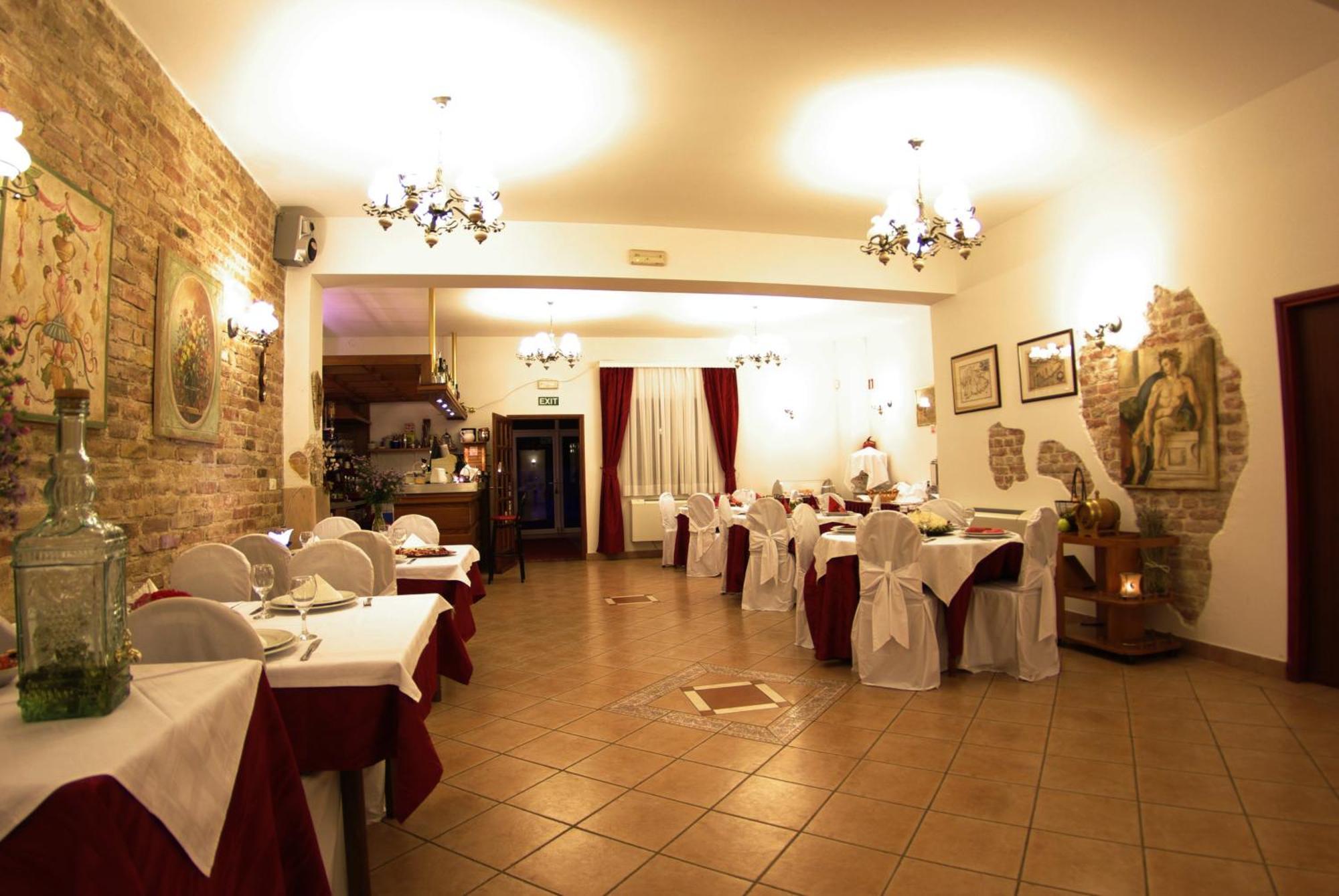 Hotel Aurora Pula Luaran gambar
