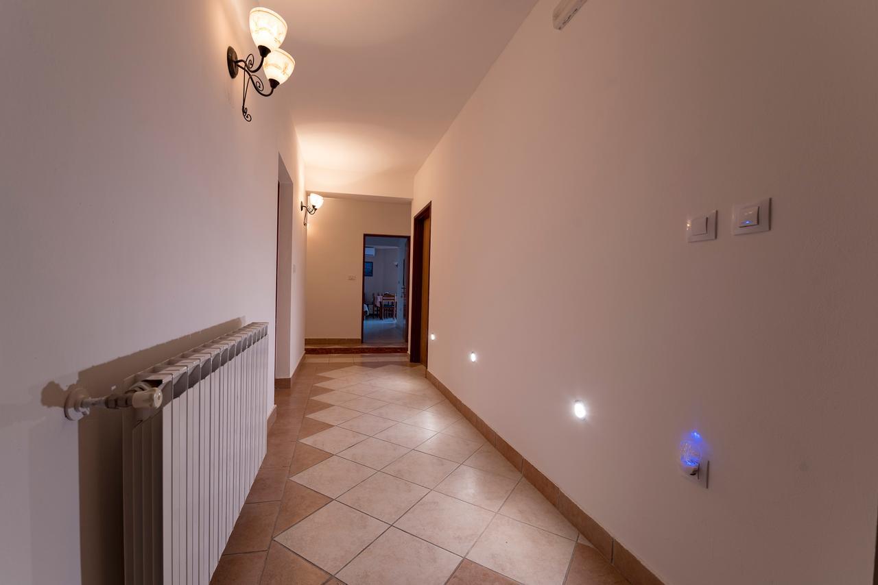Hotel Aurora Pula Luaran gambar